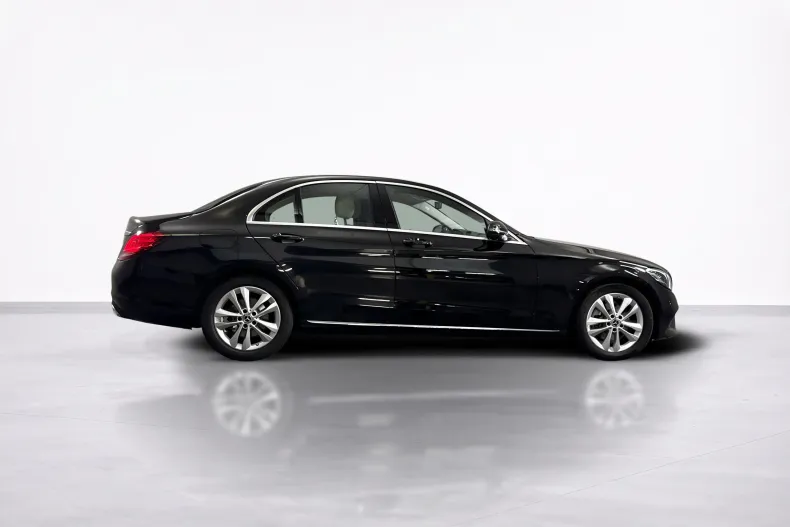 Mercedes-Benz C 200 (Clasa C) din 2020 cu 89.432 km - oferta MER256702 - foto 6