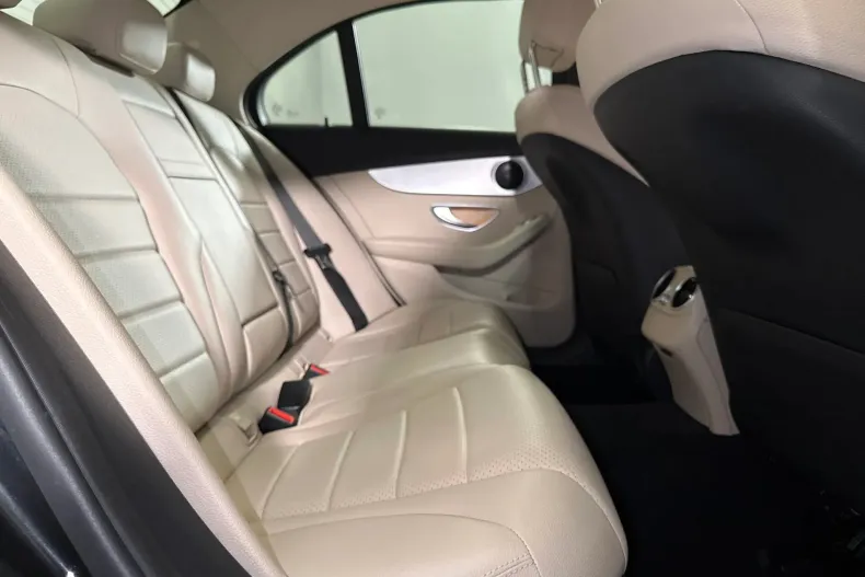 Mercedes-Benz C 200 (Clasa C) din 2020 cu 89.432 km - oferta MER256702 - foto 12