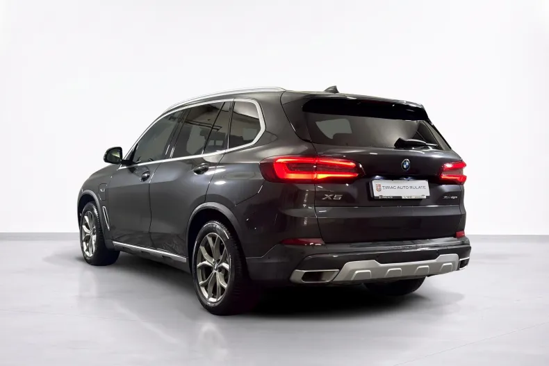 BMW X5 (Seria X) din 2023 cu 61.812 km - oferta BMW256703 - foto 3