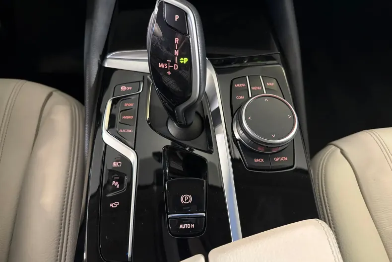 BMW 520 (Seria 5) din 2021 cu 109.146 km - oferta BMW256704 - foto 17