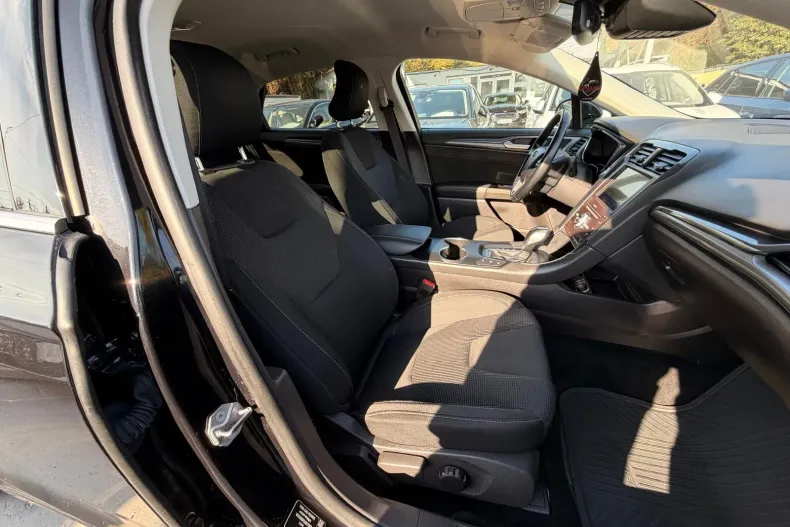 Ford Mondeo din 2021 cu 99.000 km - oferta FOR256705 - foto 19