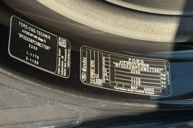 Ford Mondeo din 2021 cu 99.000 km - oferta FOR256705 - foto 38