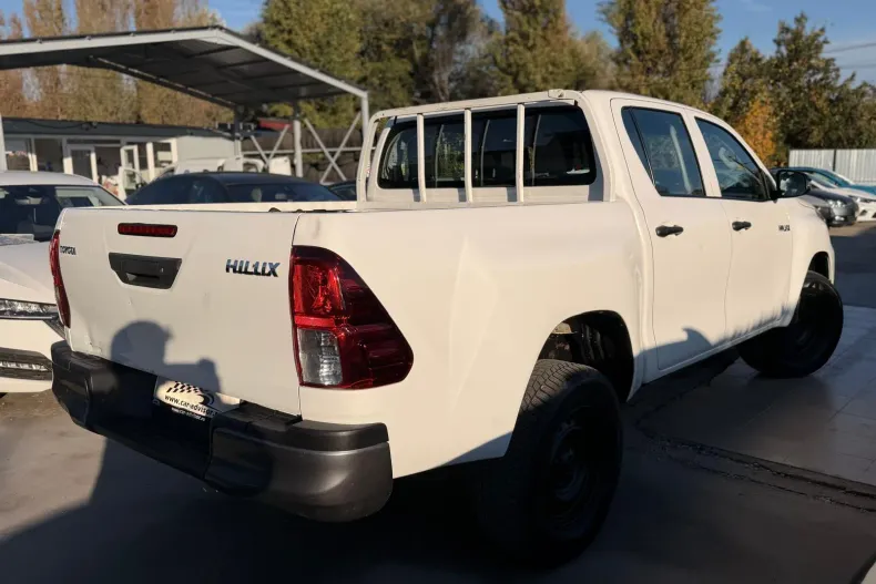 Toyota Hilux din 2021 cu 175.000 km - oferta TOY256707 - foto 6