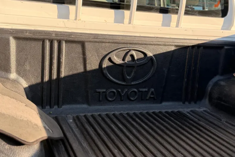 Toyota Hilux din 2021 cu 175.000 km - oferta TOY256707 - foto 14