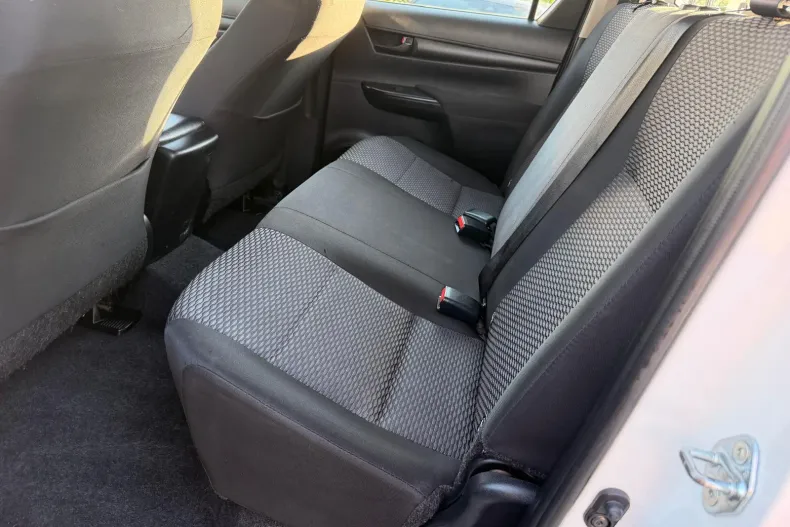 Toyota Hilux din 2021 cu 175.000 km - oferta TOY256707 - foto 21