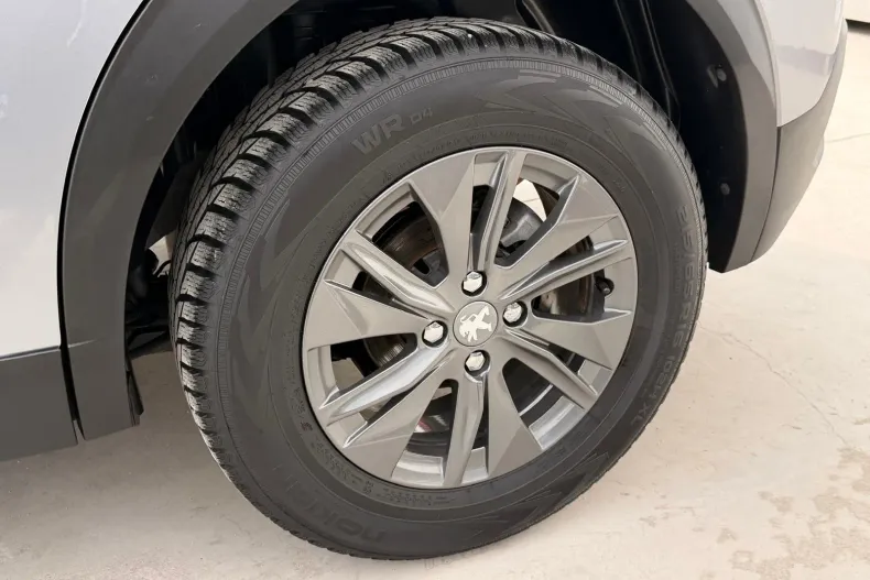 Peugeot 2008 din 2021 cu 90.000 km - oferta PEU256712 - foto 36