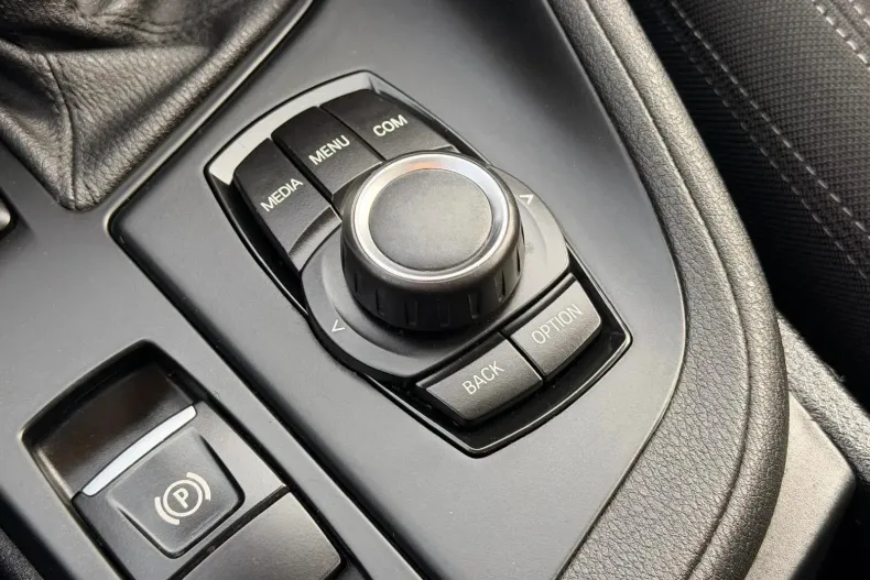 BMW X1 (Seria X) din 2020 cu 101.000 km - oferta BMW256713 - foto 32