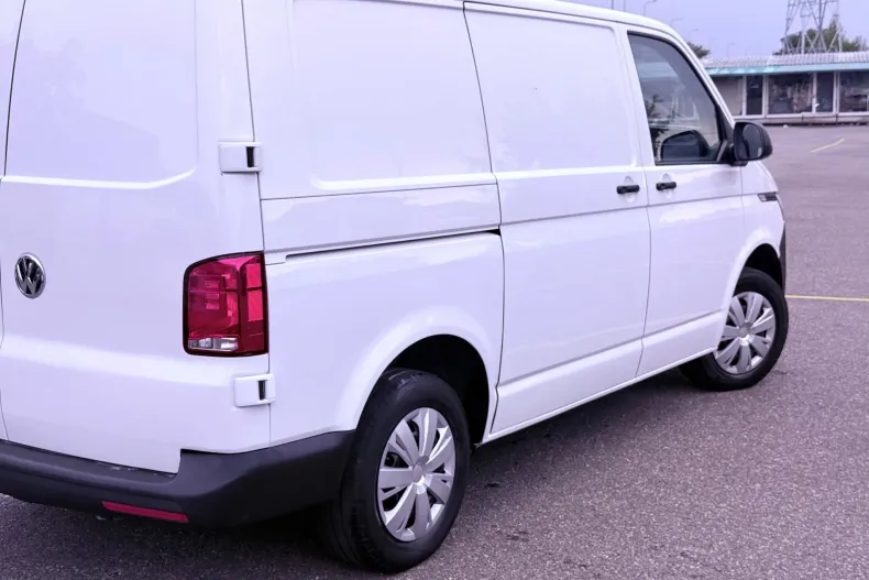 Volkswagen Transporter din 2024 cu 103.280 km - oferta VOL256715 - foto 5