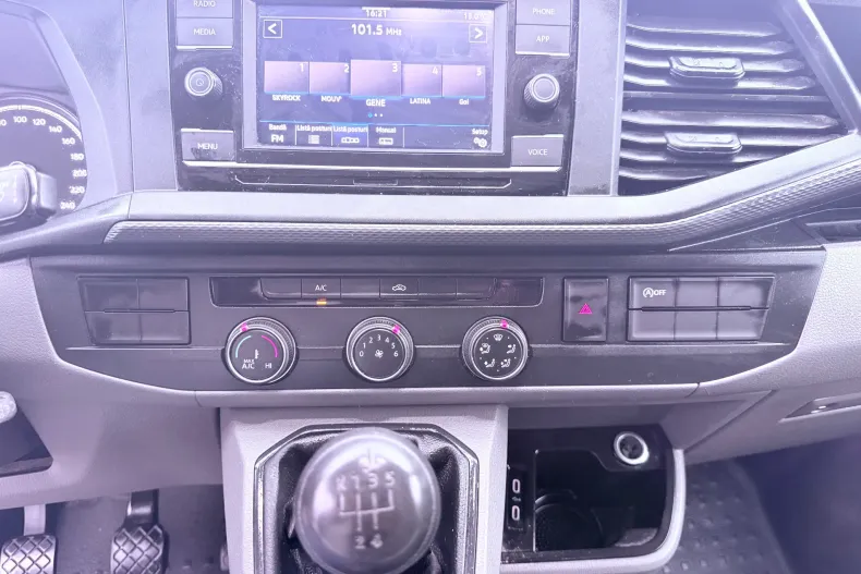 Volkswagen Transporter din 2024 cu 103.280 km - oferta VOL256715 - foto 17