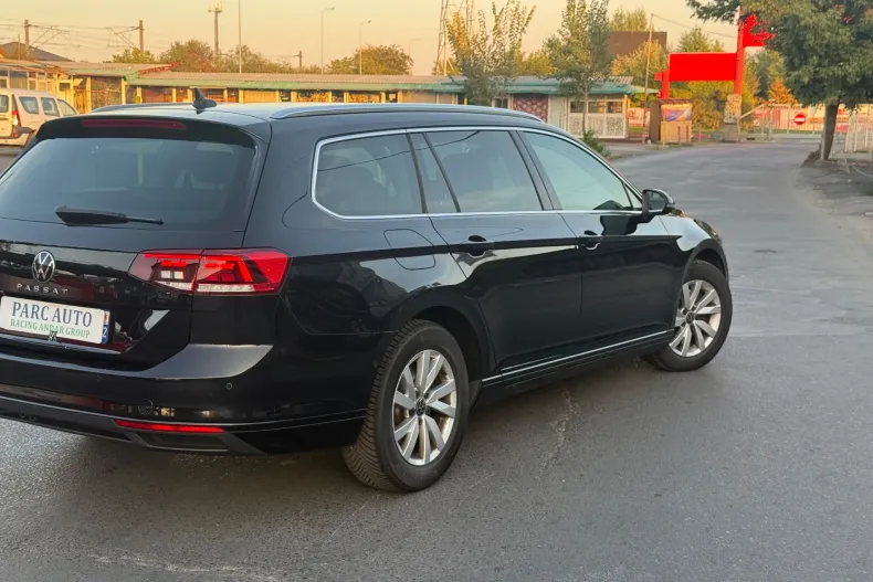Volkswagen Passat din 2023 cu 177.622 km - oferta VOL256716 - foto 6