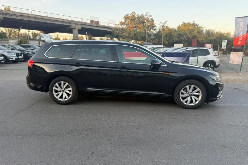 Volkswagen Passat din 2023 cu 177.622 km - oferta VOL256716 - foto 13