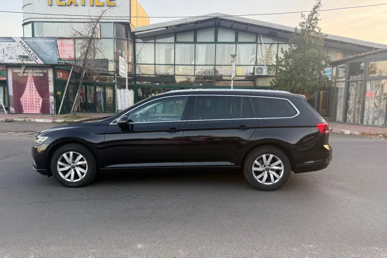 Volkswagen Passat din 2023 cu 177.622 km - oferta VOL256716 - foto 14