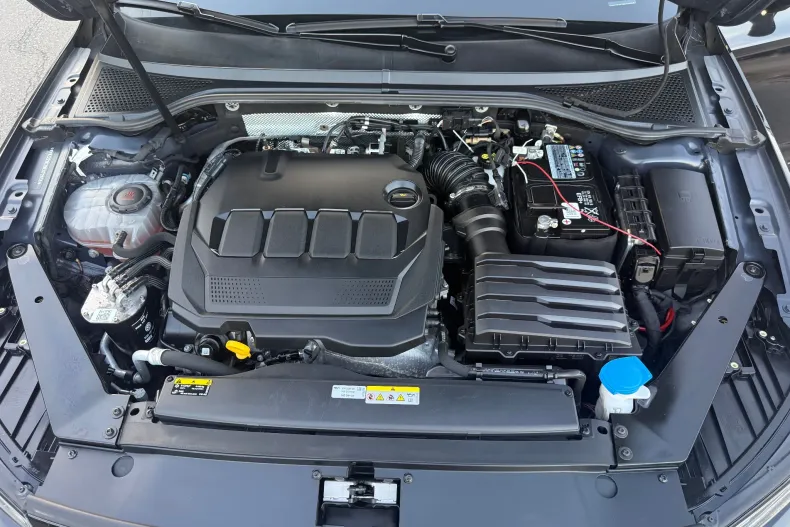 Volkswagen Passat din 2023 cu 177.622 km - oferta VOL256716 - foto 39