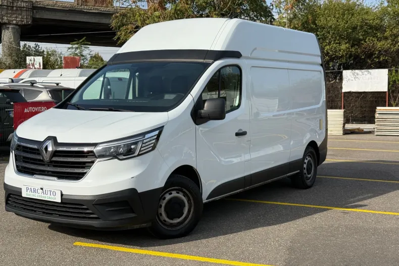 Renault Trafic din 2023 cu 178.046 km - oferta REN256717 - foto 1