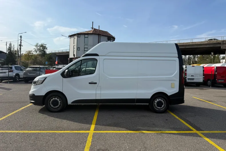 Renault Trafic din 2023 cu 178.046 km - oferta REN256717 - foto 13