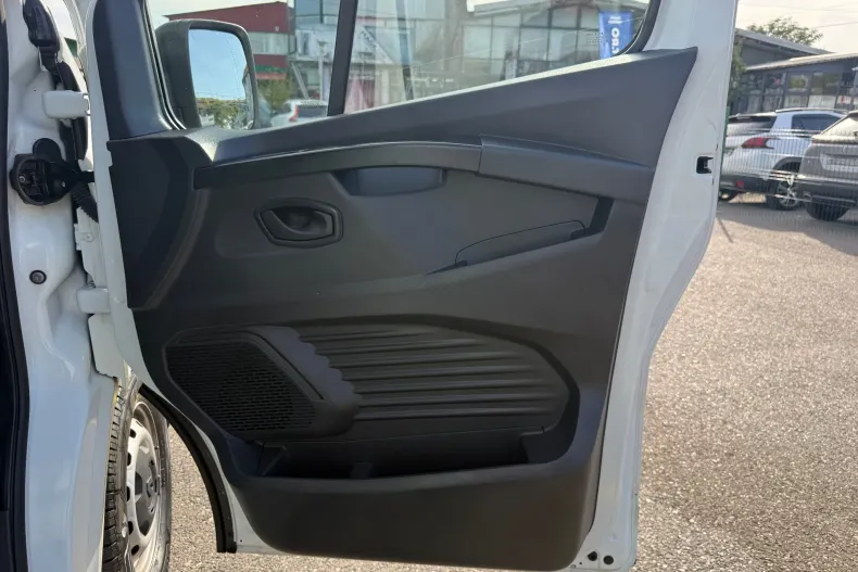Renault Trafic din 2023 cu 178.046 km - oferta REN256717 - foto 29