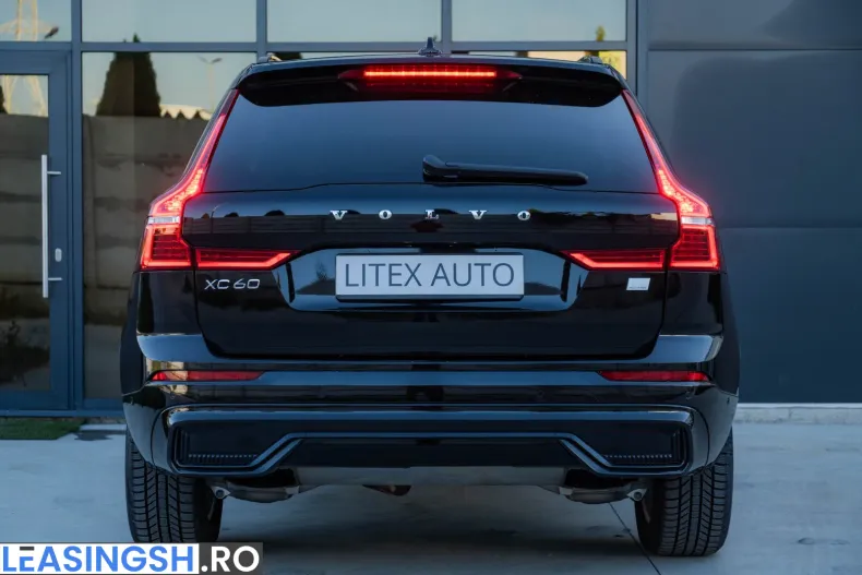 Volvo XC60 din 2024 cu 21.350 km - oferta VOL256718 - foto 13
