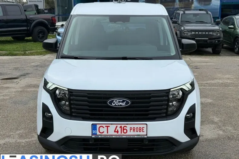 Ford Tourneo Courier din 2026 cu 1 km - oferta FOR256724 - foto 4