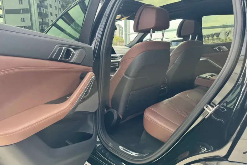 BMW X6 (Seria X) din 2022 cu 56.197 km - oferta BMW256729 - foto 13