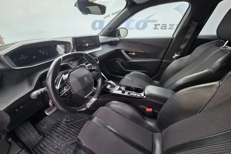 Peugeot 2008 din 2021 cu 167.000 km - oferta PEU256736 - foto 7