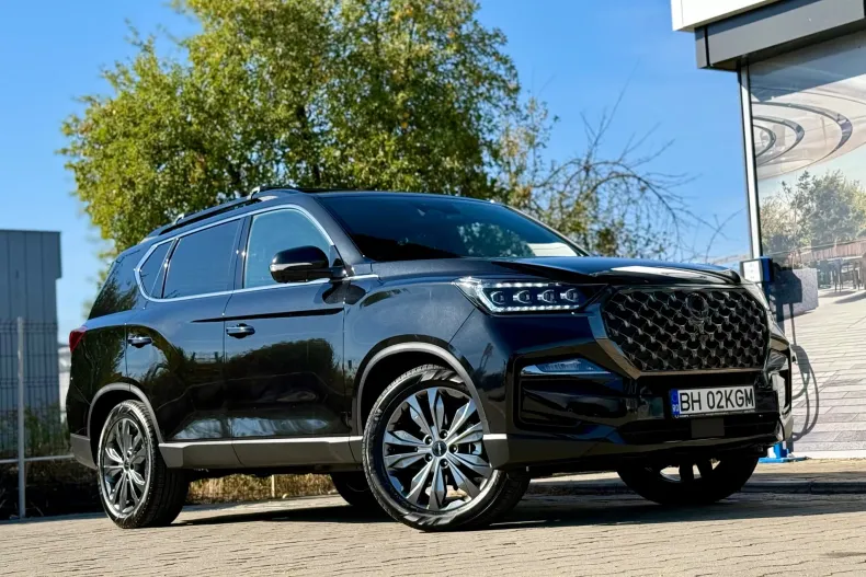KGM Rexton din 2025 cu 4.990 km - oferta KGM256740 - foto 3