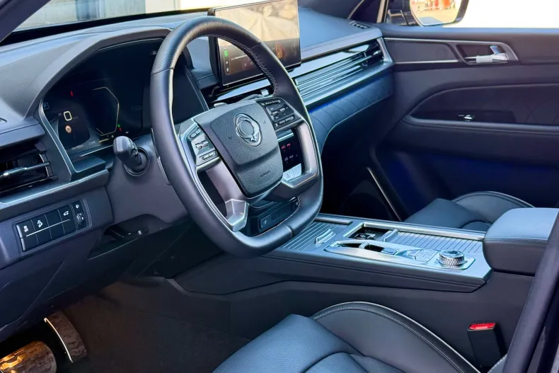 KGM Rexton din 2025 cu 4.990 km - oferta KGM256740 - foto 8
