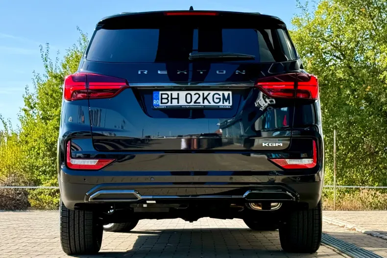 KGM Rexton din 2025 cu 4.990 km - oferta KGM256740 - foto 10