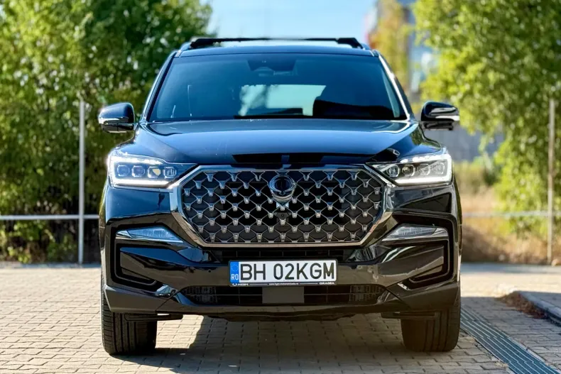 KGM Rexton din 2025 cu 4.990 km - oferta KGM256740 - foto 12