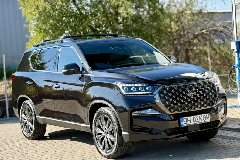 KGM Rexton din 2025 cu 4.990 km - oferta KGM256740 - foto 13