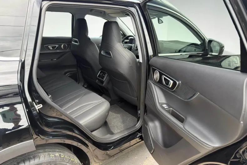 Chery Tiggo 7 din 2025 cu 7.407 km - oferta CHE256754 - foto 10