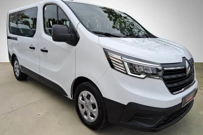 Renault Trafic din 2023 cu 70.185 km - oferta REN256757 - foto 12