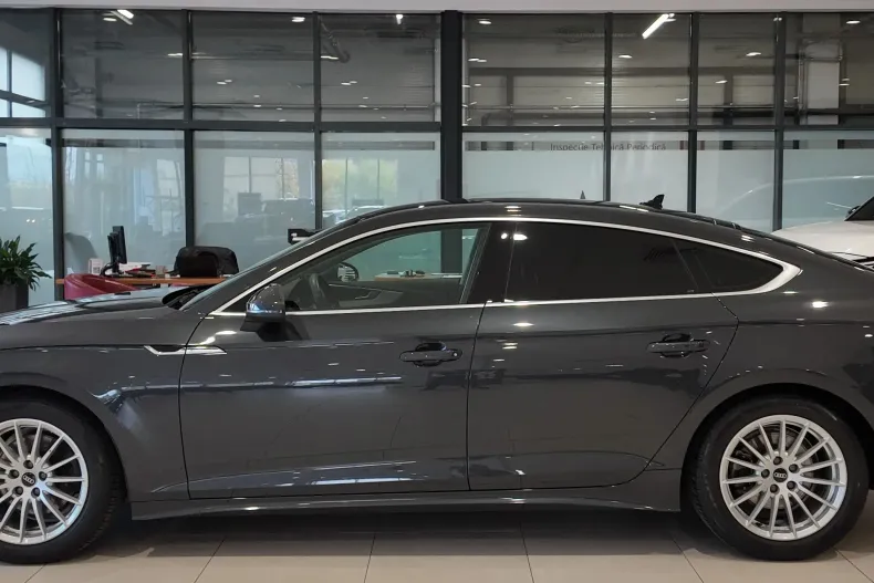 Audi A5 din 2023 cu 73.150 km - oferta AUD256761 - foto 7