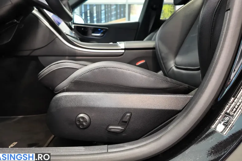 Mercedes-Benz C 300 (Clasa C) din 2023 cu 108.800 km - oferta MER256762 - foto 13