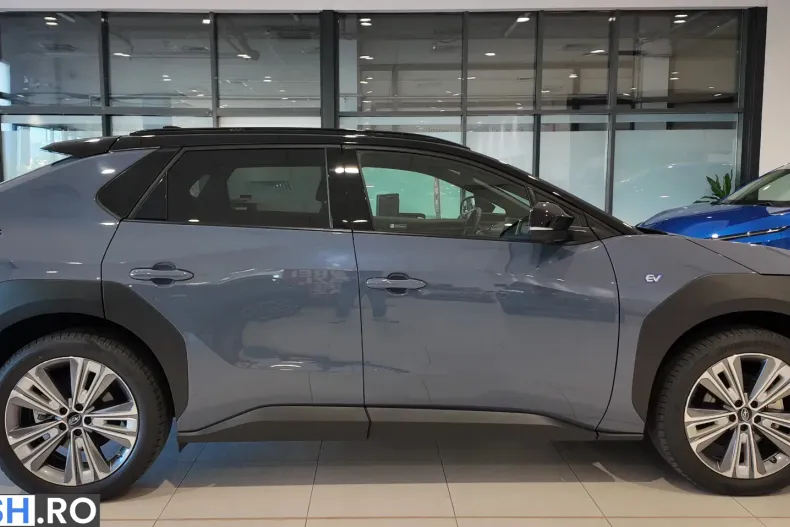 Toyota bZ4X din 2025 cu 6.500 km - oferta TOY256767 - foto 8