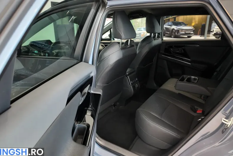Toyota bZ4X din 2025 cu 6.500 km - oferta TOY256767 - foto 33