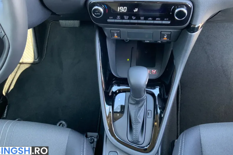 Toyota Yaris din 2026 cu 8 km - oferta TOY256769 - foto 13