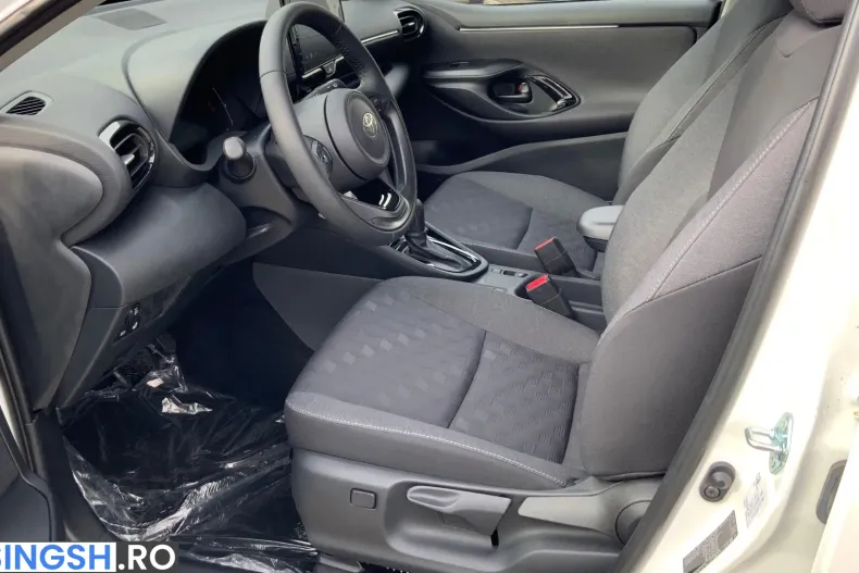 Toyota Yaris din 2025 cu 3 km - oferta TOY256771 - foto 6