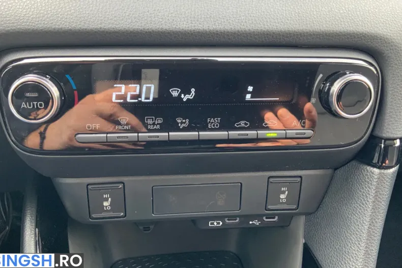 Toyota Yaris din 2025 cu 3 km - oferta TOY256771 - foto 16