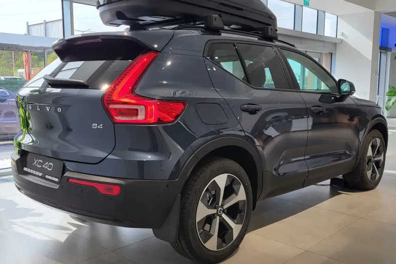 Volvo XC40 din 2026 cu 1 km - oferta VOL256775 - foto 4