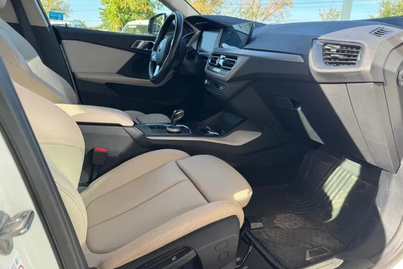 BMW 218 (Seria 2) din 2023 cu 99.950 km - oferta BMW256779 - foto 3