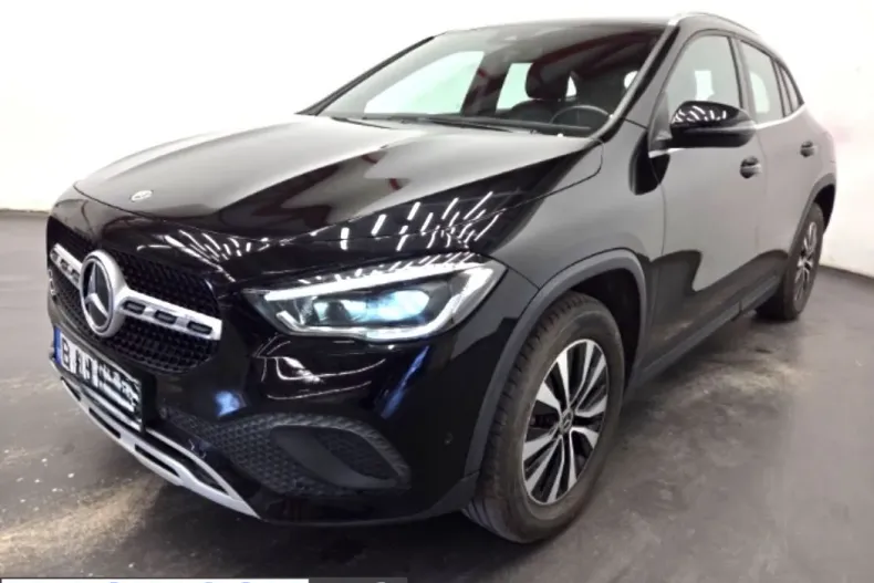 Mercedes-Benz GLA 200 (Clasa GLA) din 2022 cu 75.000 km - oferta MER256784 - foto 1