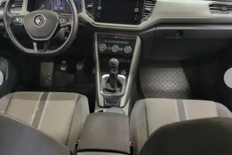 Volkswagen T-Roc din 2022 cu 81.000 km - oferta VOL256787 - foto 3