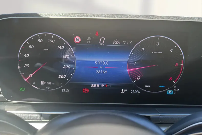 Mercedes-Benz GLE 300 (Clasa GLE) din 2024 cu 28.800 km - oferta MER256790 - foto 8
