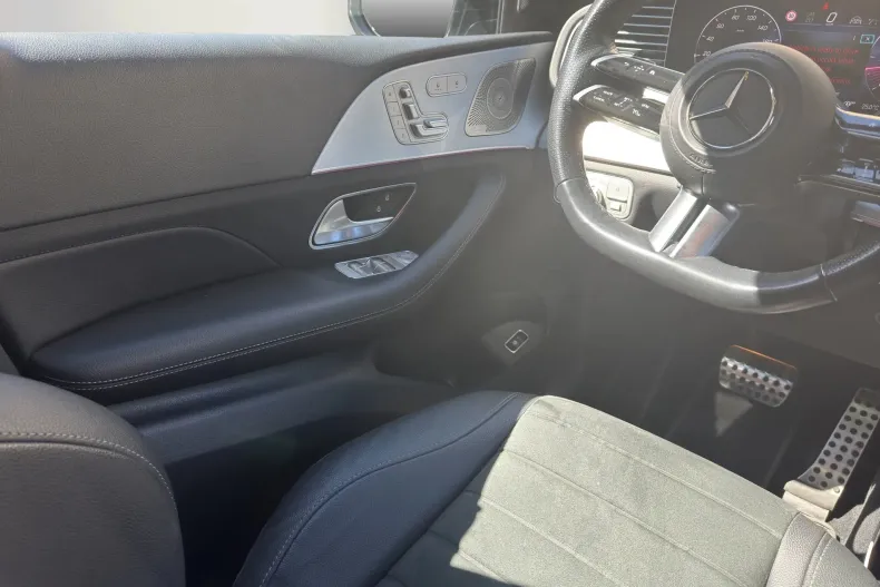 Mercedes-Benz GLE 300 (Clasa GLE) din 2024 cu 28.800 km - oferta MER256790 - foto 9