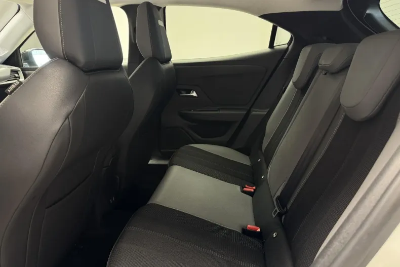 Opel Mokka din 2023 cu 124.783 km - oferta OPE256792 - foto 20