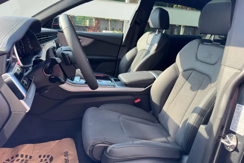 Audi Q8 din 2026 cu 1.080 km - oferta AUD256801 - foto 8