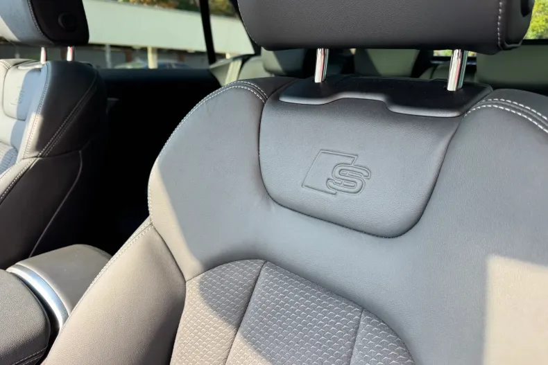 Audi Q8 din 2026 cu 1.080 km - oferta AUD256801 - foto 11