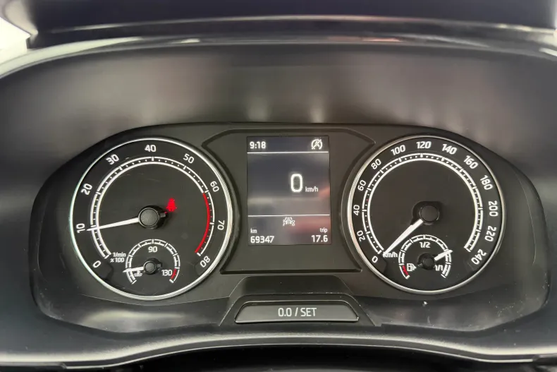 Skoda Fabia din 2023 cu 69.300 km - oferta SKO256807 - foto 11