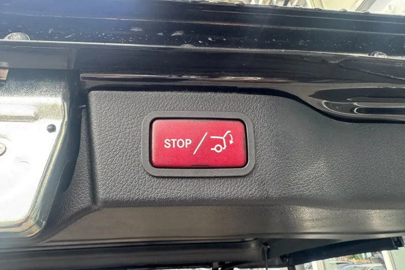 Mercedes-Benz V 300 (Clasa V) din 2025 cu 33.000 km - oferta MER256809 - foto 19