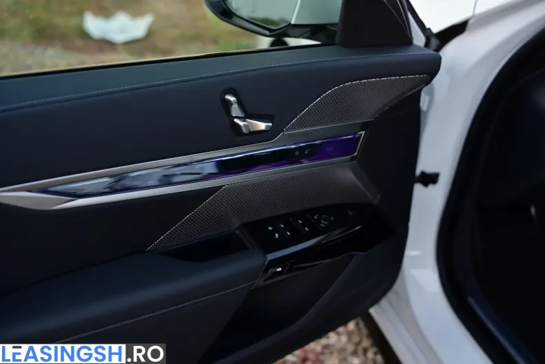 BMW 740 (Seria 7) din 2025 cu 24.800 km - oferta BMW256814 - foto 21